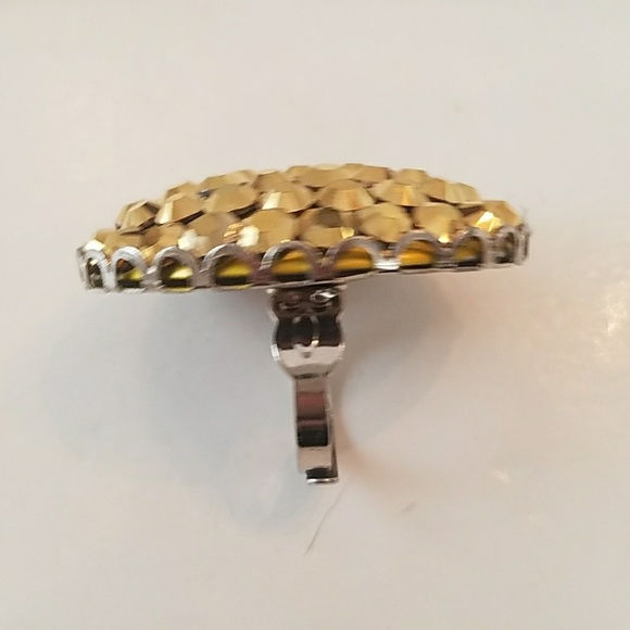 Thumbnail: Crystal Covered Ring