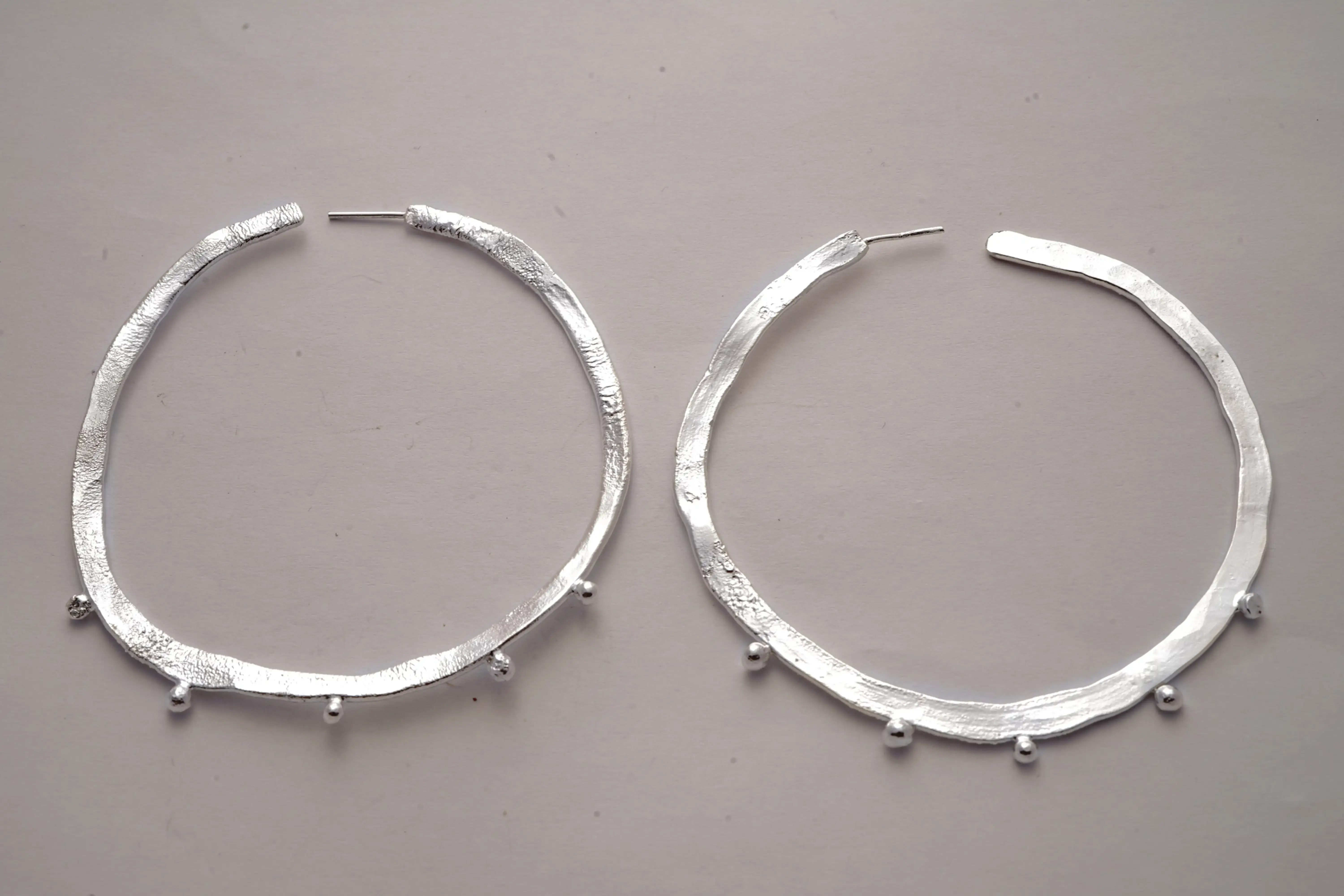 Argollas circulares gigantes | María Rosúa