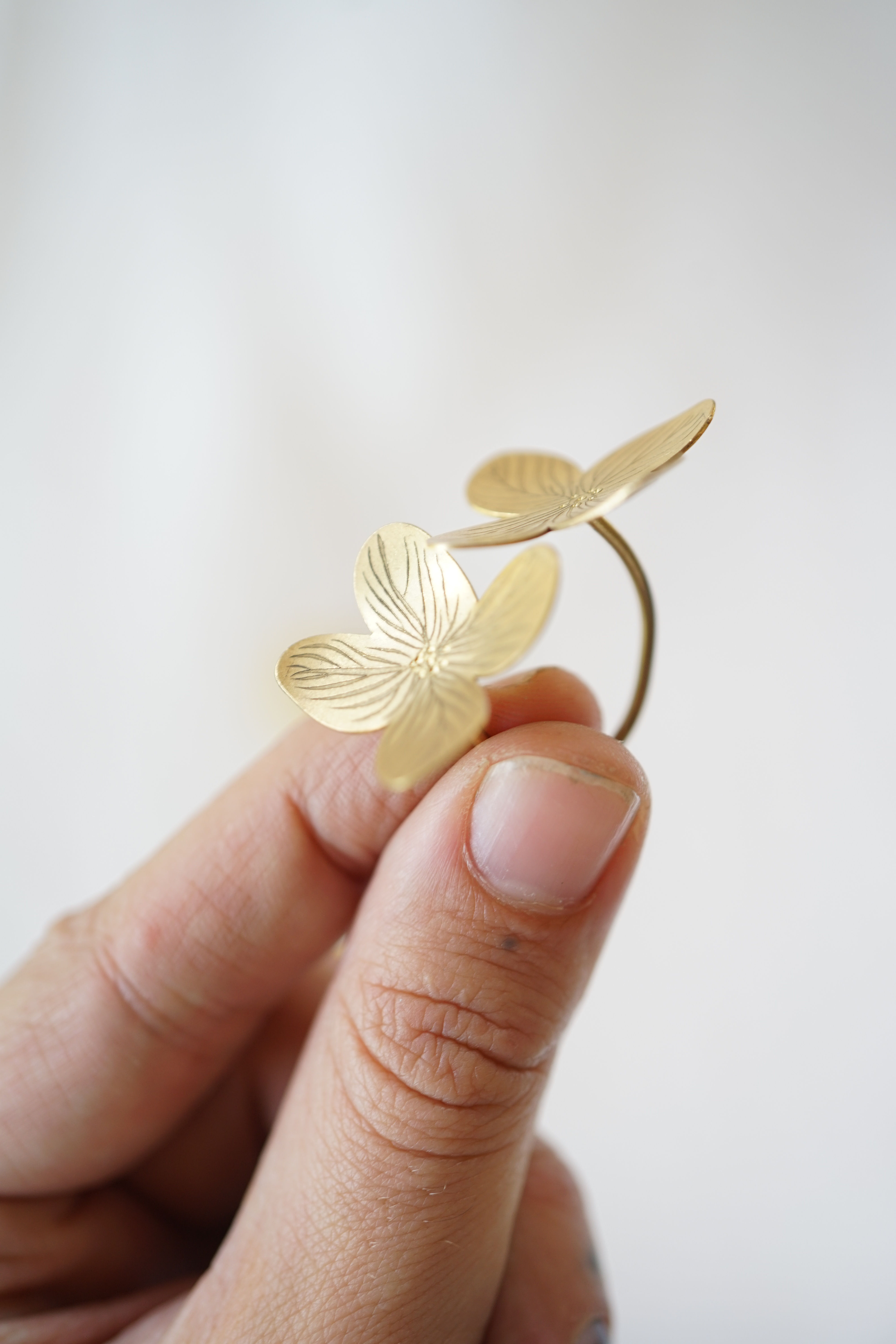 Anillo hortensias dobles 