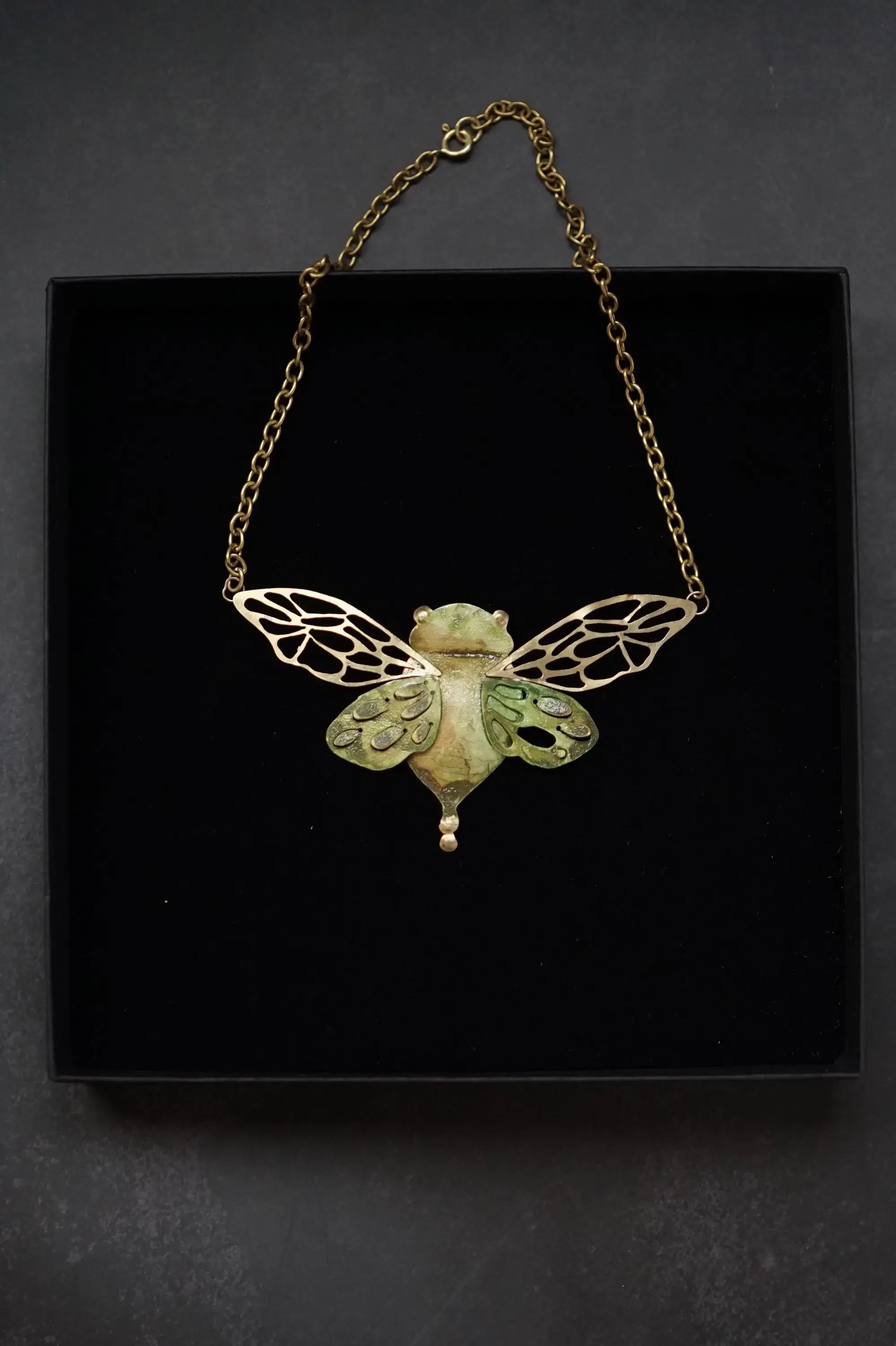 Collar chicharra | María Rosúa