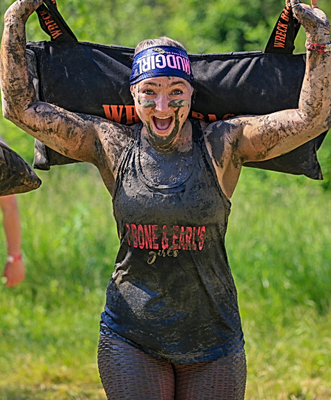 MUDGIRL // MUD RUN DEDICATED TO WOMEN MUDGIRL // MUD RUN DEDICATED TO WOMEN