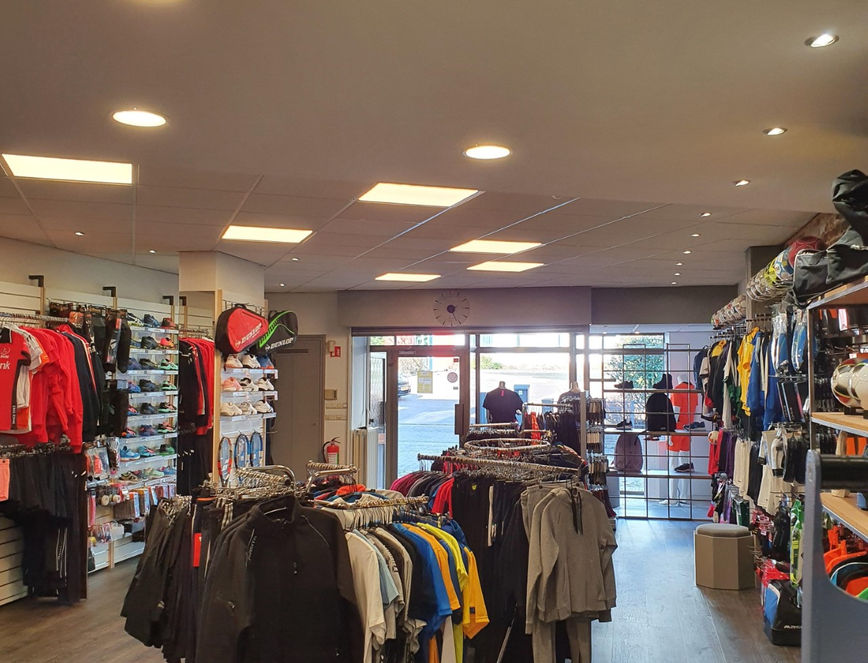 Basisverlichting in de retail om verkoop te bevorderen