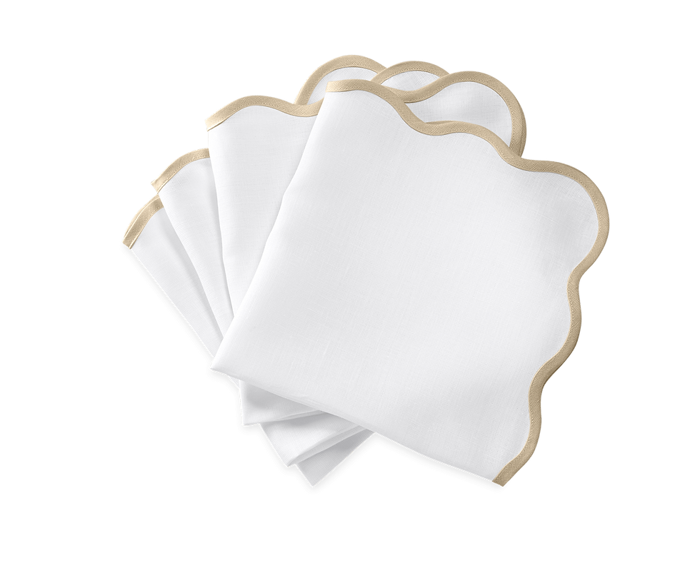 Thumbnail: Scallop Edge Napkins | Set of 4 | Monogramming Optional | Matouk Luxury Linens