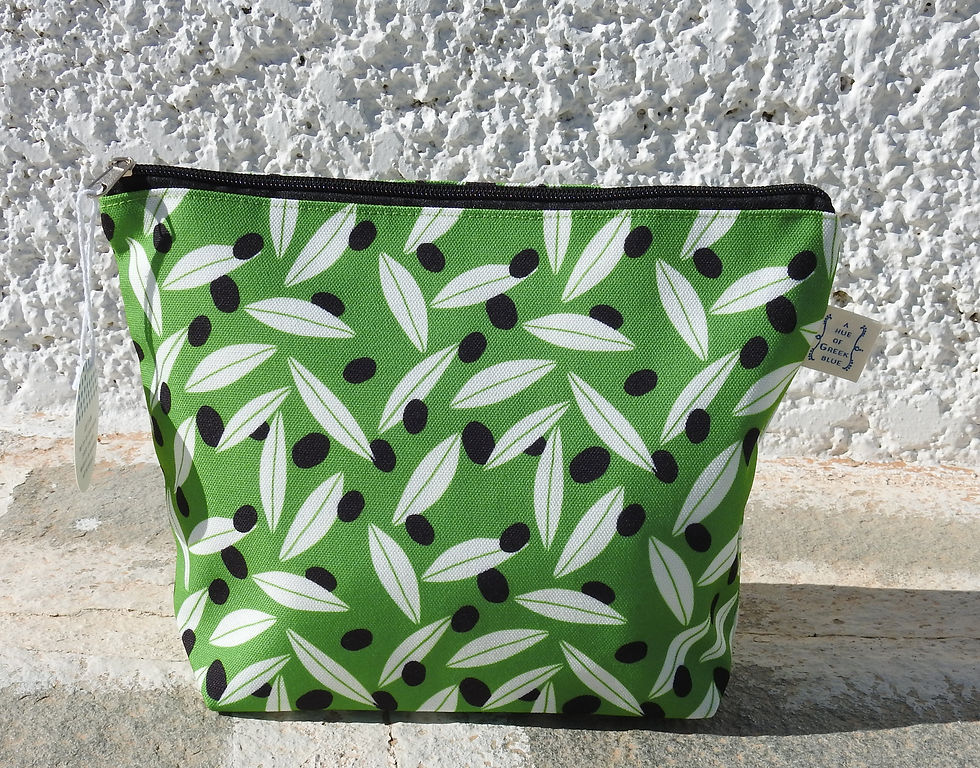 Thumbnail: Modern Olive Flat-Based Toiletry Bag (Set of 3)