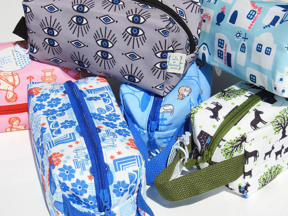 Thumbnail: Blue Eye Zipper Pouch