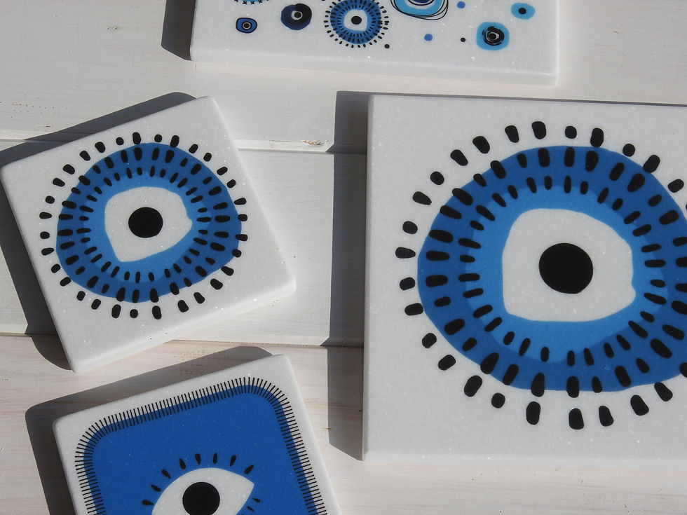 Thumbnail: Bold Eye Round Marble Trivet