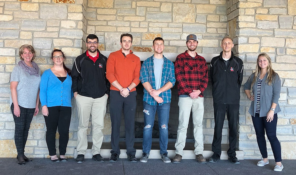 Picture showing 8 cornhole contestants