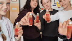 Malí vědci v 6. třídě