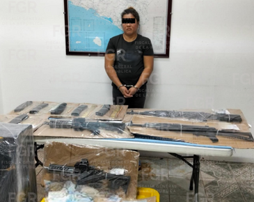 Vinculan a proceso a Yanet "N" detenida en Manzanillo con armas, castuchos y droga