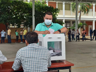 80 por ciento del padrón SNTE 39 participó en la elección de nuevo dirigente: Javier Pinto