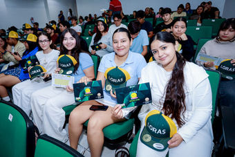 Crece apoyo alimentario para estudiantes de la UdeC; suma 243 becas