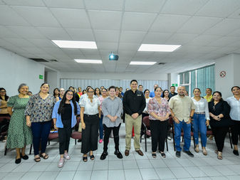 Docentes participan en “BootCamp Innova Emprende”, para fortalecer espíritu emprendedor