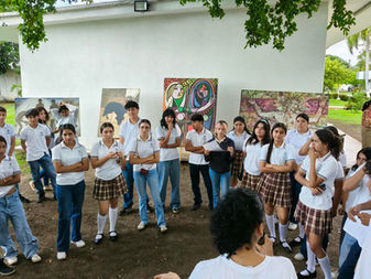 “Museando en tu escuela” lleva arte universitario a tres bachilleratos