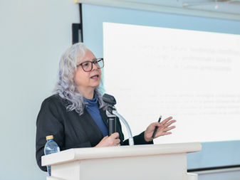 Necesario formar profesionales que trabajen en diferentes contextos y respondan a los problemas globales: Xóchitl Trujillo