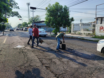 En época de lluvia, más atención en calles y baches Riult Rivera