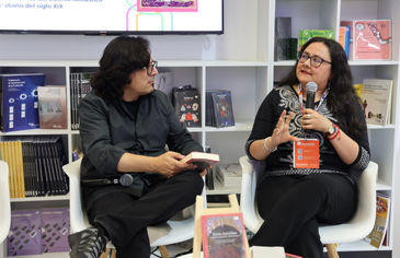 Entre tinieblas: Un viaje a los rincones oscuros del alma italiana