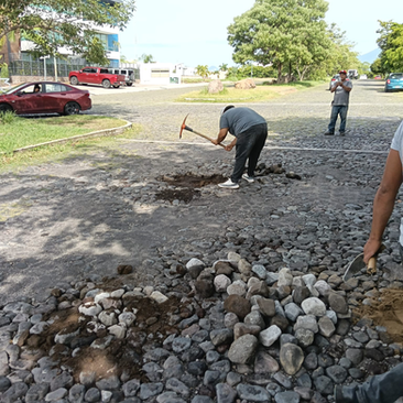 Seguimos atendiendo las calles donde la gente lo necesita: Riult Rivera