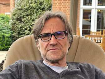 Francisco López Serrano gana el Premio de Literatura Ciudad y Naturaleza José Emilio Pacheco 2025 con Hoy es el apocalipsis