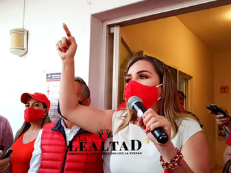 No se puede ser inmune ante tanta carencia que viven los Colimenses: Aurora Cruz