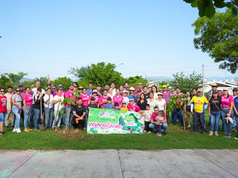 Continúa alcaldesa Tey Gutiérrez reforestando la Villa