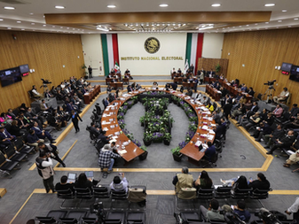 Resuelve INE improcedentes medidas cautelares contra un partido político