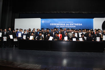 Entrega Facultad de Telemática certificados a egresados de licenciatura y maestría