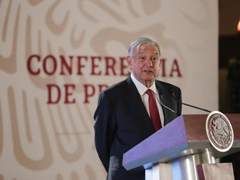 No habrá huachicol arriba ni abajo; debemos persuadir a todos: AMLO