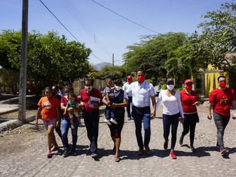 Visita Carlos Farías la zona rural sur del municipio