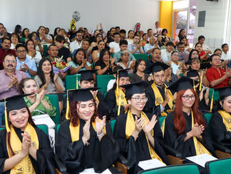 Reciben su certificado 18 nuevos  profesionales en Biología