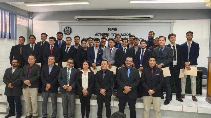 Se titulan 23 ingenieros mecánicos electricistas de la FIME