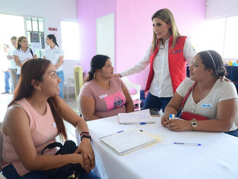 Implementa Margarita Moreno talleres y cursos para empoderar a mujeres