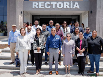 Otorga rector de la UdeC 16 nuevos nombramientos en Educación Superior