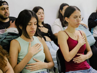 Participan estudiantes de Turismo en jornada de arte popular y entrenamiento actoral