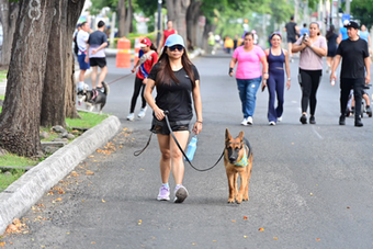 Convivir con la familia, amigos y mascotas nos hace más felices. Riult Rivera