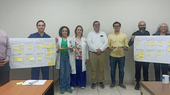 Imparten universitarios taller de metodologías ágiles a investigación en salud en el HRU IMSS-Bienestar