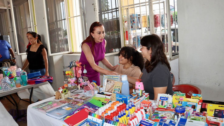 ‎Arranca la Expo Venta de Regreso ‎a Clases 2025, en Villa de Álvarez 