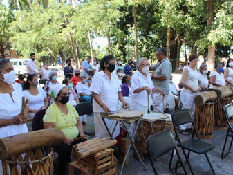 Adultos Mayores regresan a sus actividades recreativas al Parque Hidalgo