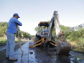 Regularizan recolección de basura en comunidades rurales de Colima