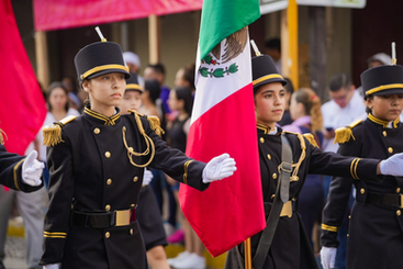 En VdeA participaron 2 mil 100 en Desfile de Independencia