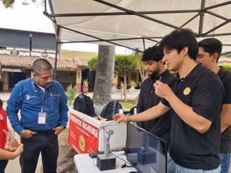 Estudiantes del TecNM-Colima presentan proyectos en InspiraTec