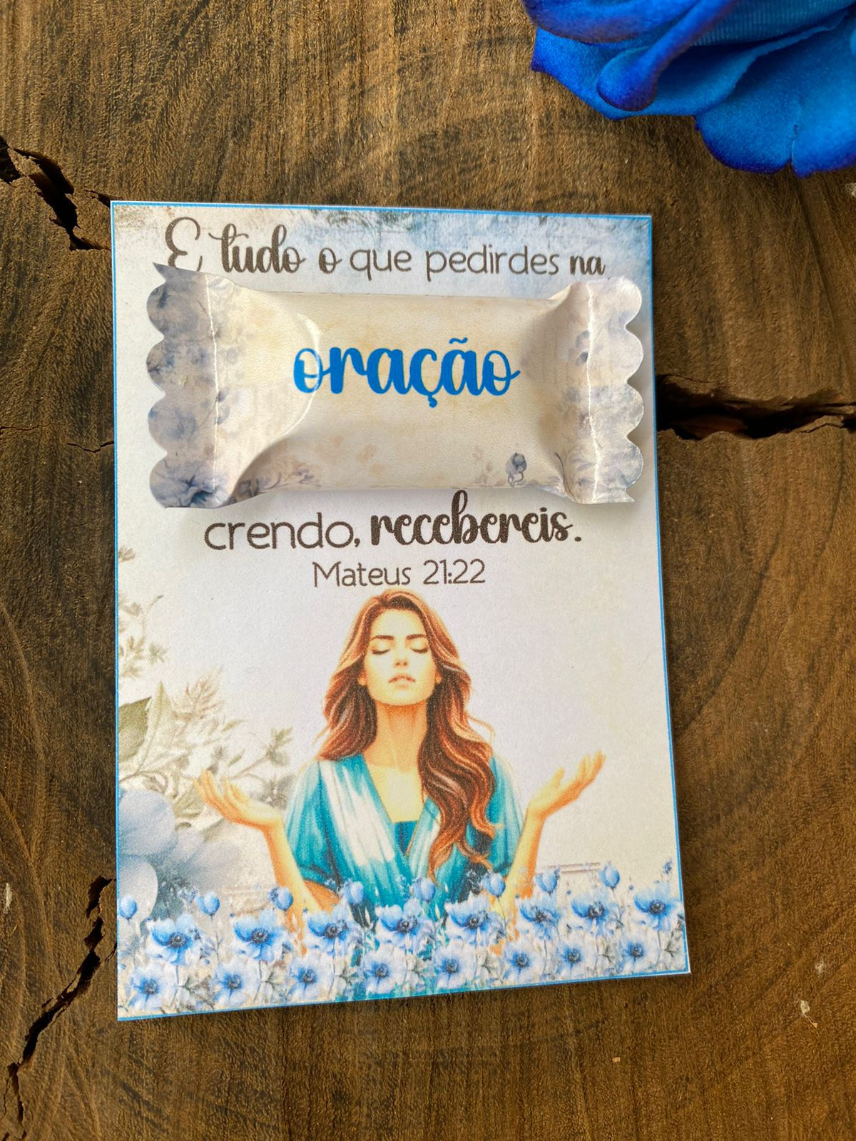 Kit Card e adesivo para balinha azul mulher que ora