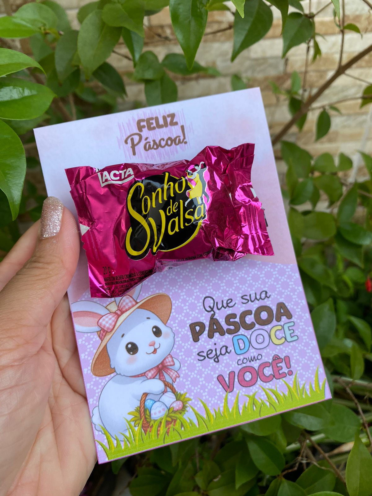 Card Bombom Coelhinha fundo Rosa