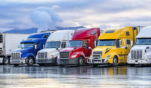 semi-truck-transporting_edited_edited.jp