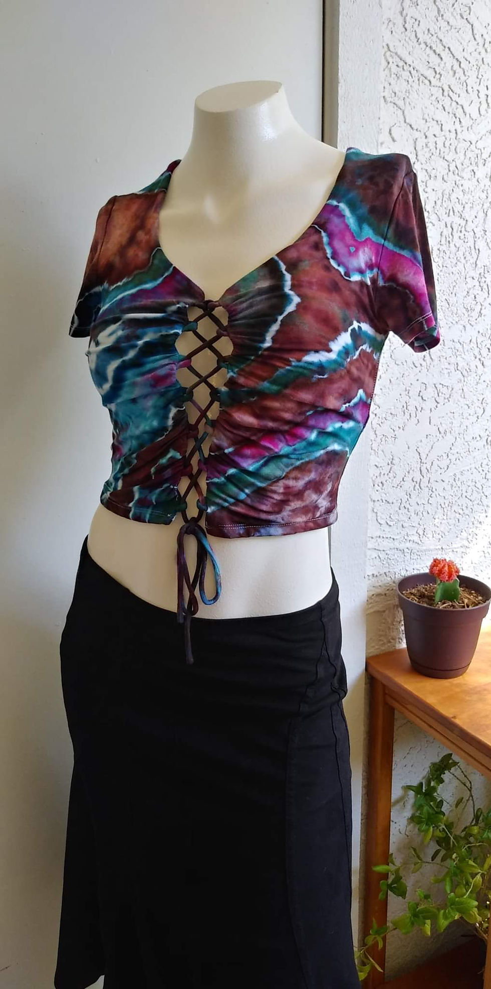 Thumbnail: Medium Geode Tie Dye Lace Up Crop Top