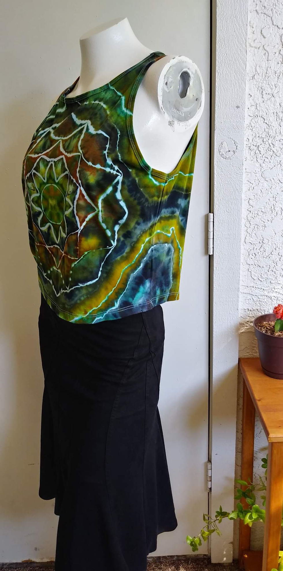 Thumbnail: 2X Geode Tie Dye Crop Top