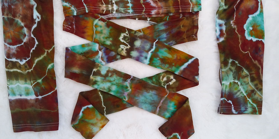 Thumbnail: Small Geode Tie Dye Wrap Tie Crop Top