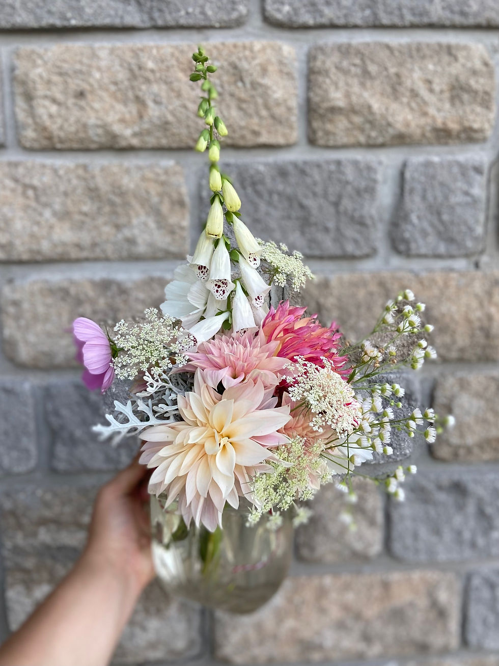 FRESH FLOWERS I ABERDEEN ACRES HOMESTEAD