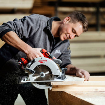 HOLZ WORKS Alwin Rütsche Dietfurt Bütschwil Wil Wattwil Toggenburg Holzbau Planung Ausführung