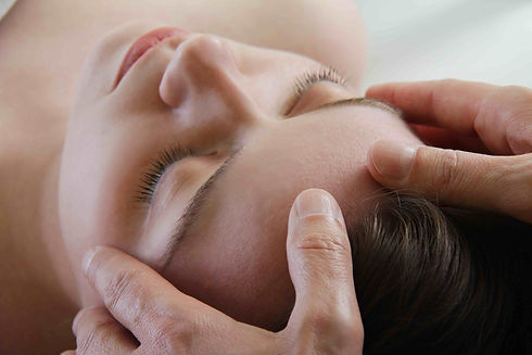 Massagepraxis_Kamala_tibetische_energeti