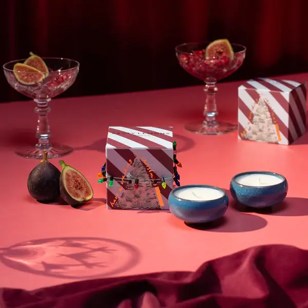 Thumbnail: Zesty Lemons Sparkle Season Cracking Christmas Tealights - Fireside